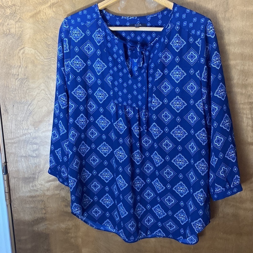 Nydj blue handkerchief print boho tie neck blouse top